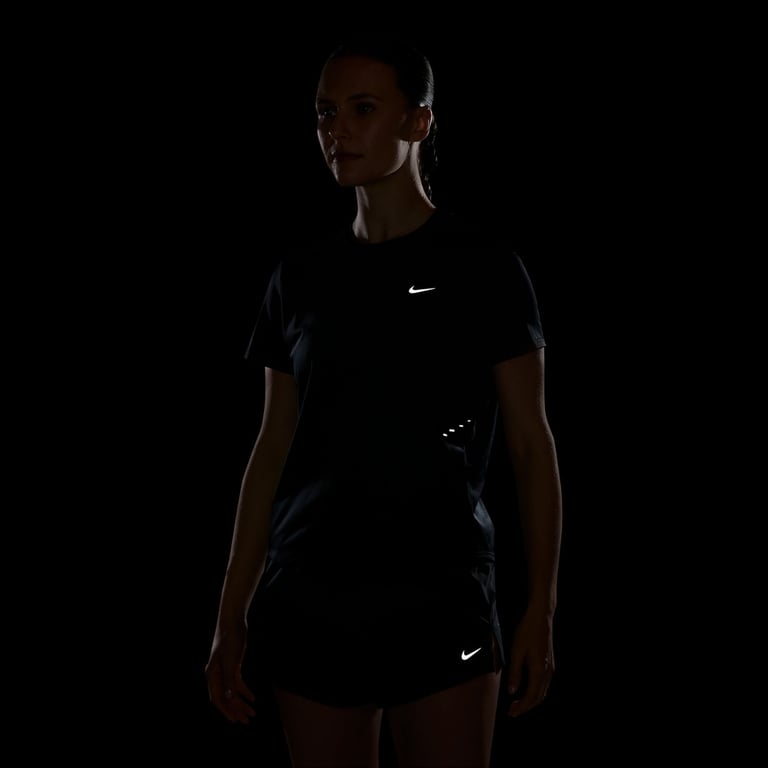 Футболка Nike Swift Dri-FIT (IU1052010) - фото