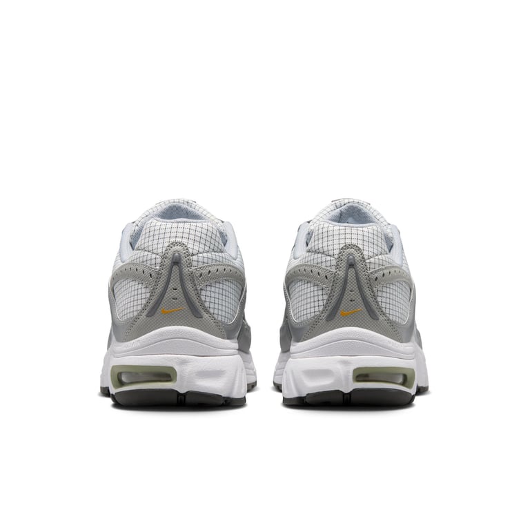 Кросівки Nike Air Max Moto 2K (IR0072100) - фото