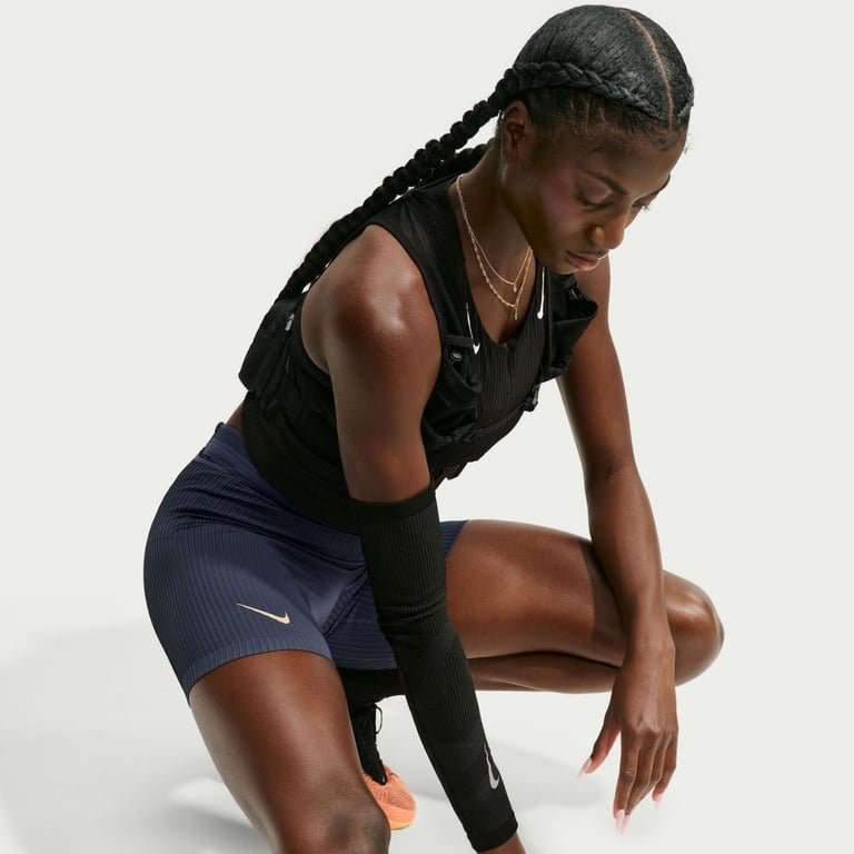 Шорти Nike AeroSwift Keely Hodgkinson Dri-FIT (IU1063437) - фото
