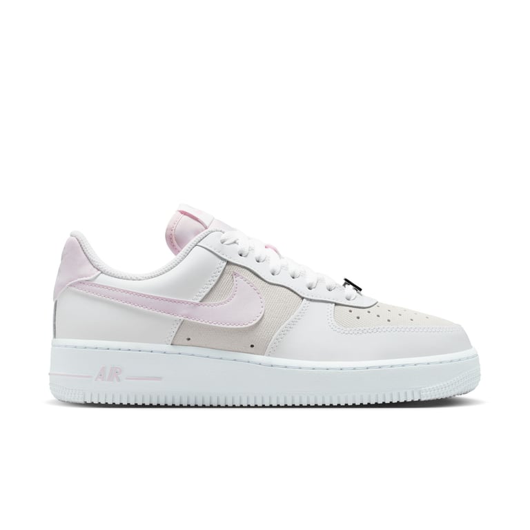 Кеди Nike Air Force 1 07 SE (IV4721100) - фото