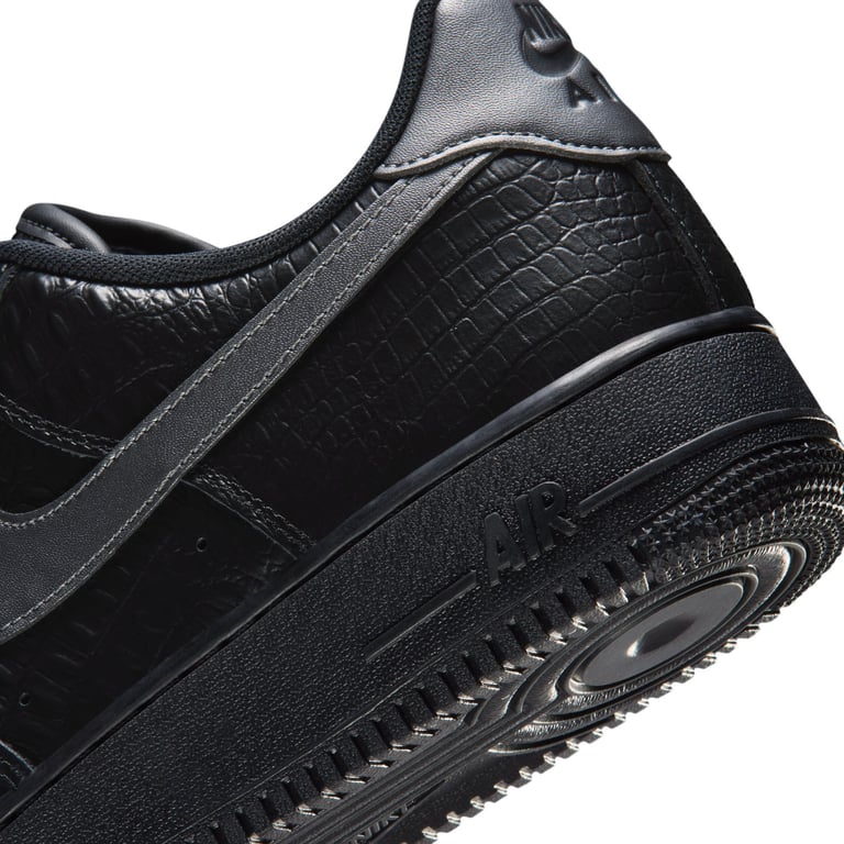 Кеди Nike Air Force 1 07 (IV6306010) - фото