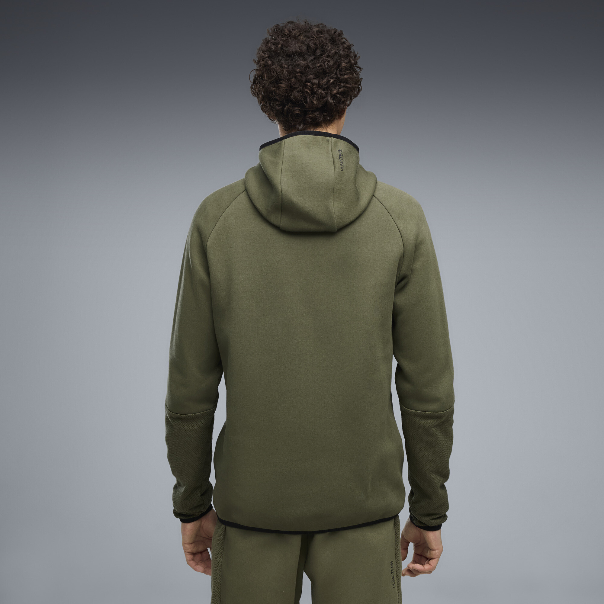 Толстовка Puma Pumatech Slim Elevated Full-Zip (69395186) - фото