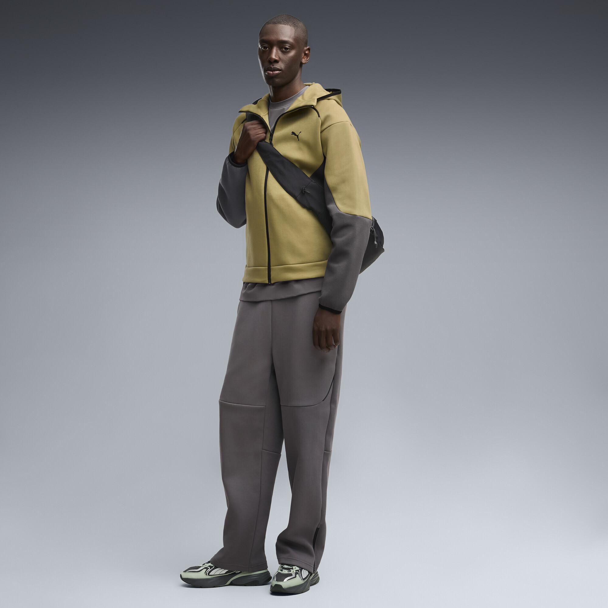 Толстовка Puma Pumatech Relaxed Full Zip (63674389) - фото