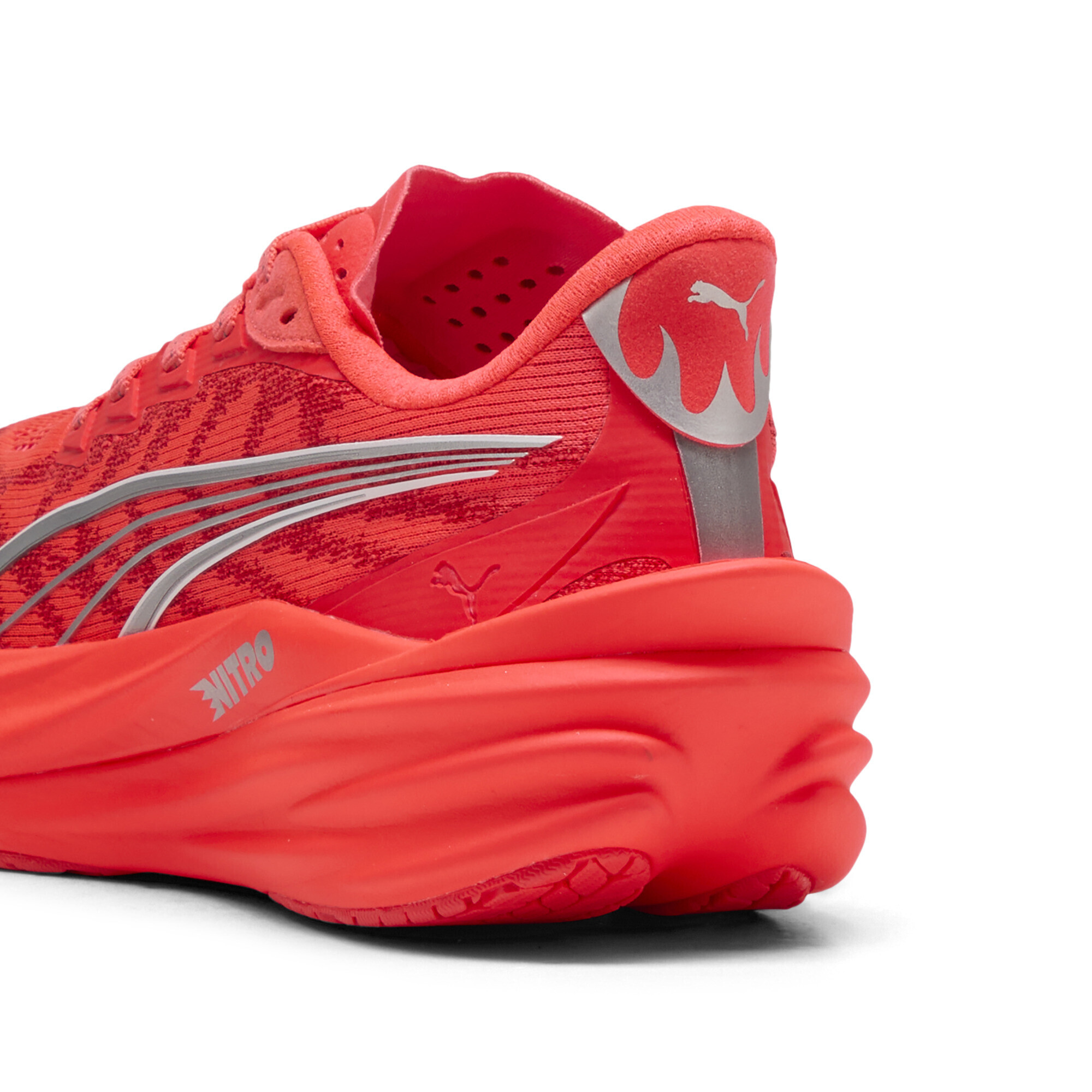 Кросівки Puma Deviate Nitro 4 (31212419) - фото