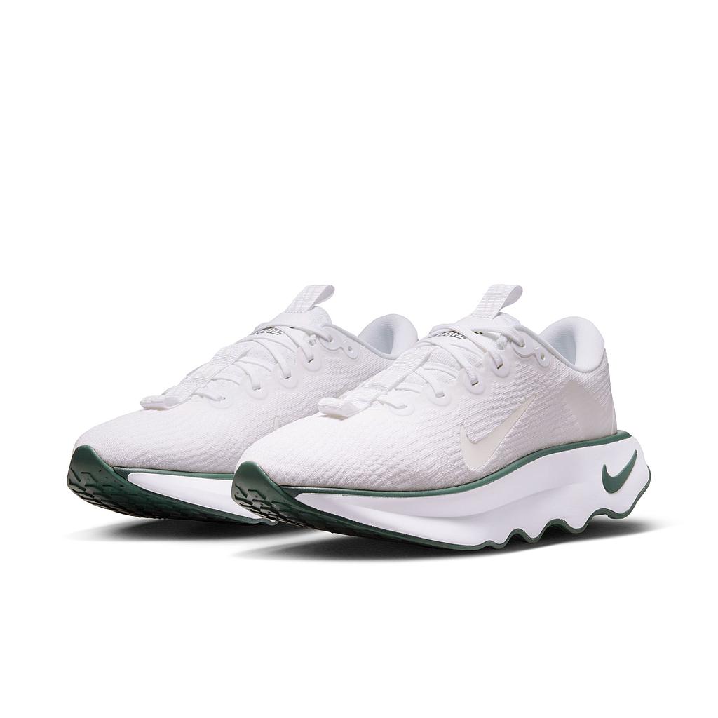 Кросівки Nike Motiva (DV1238108) - фото