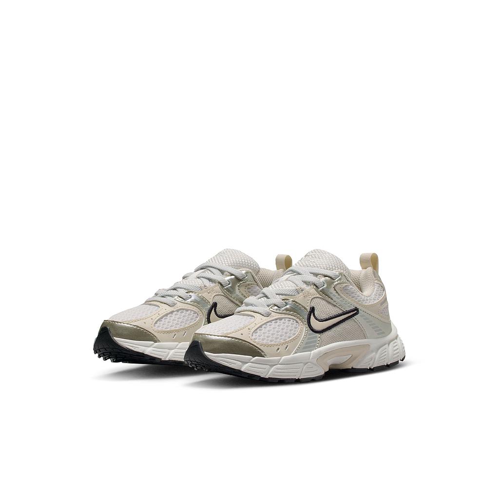 Кросівки Nike V5 Rnr (Ps) (HQ6412102) - фото