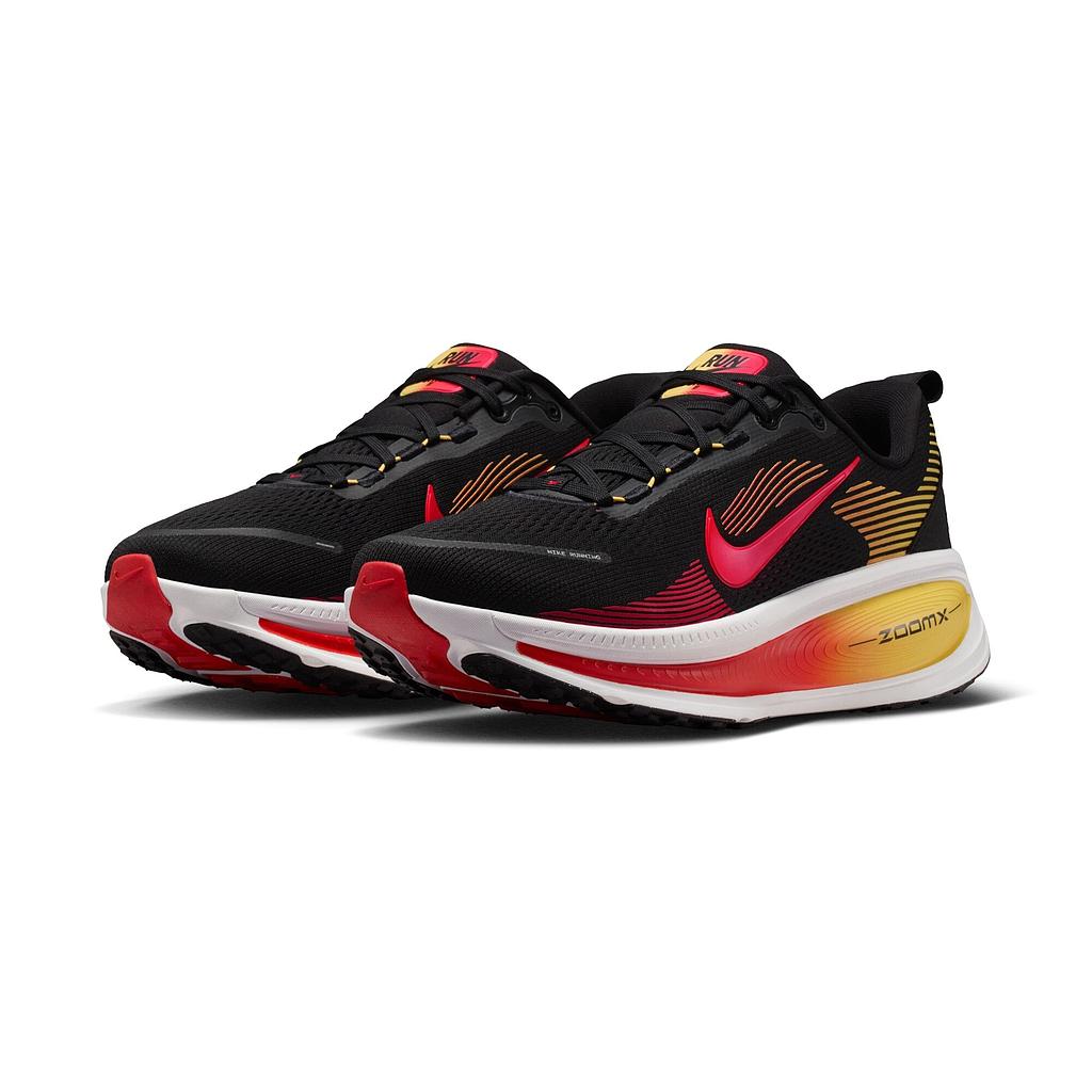 Кросівки Nike Vomero 18 Road Running (HM6803016) - фото