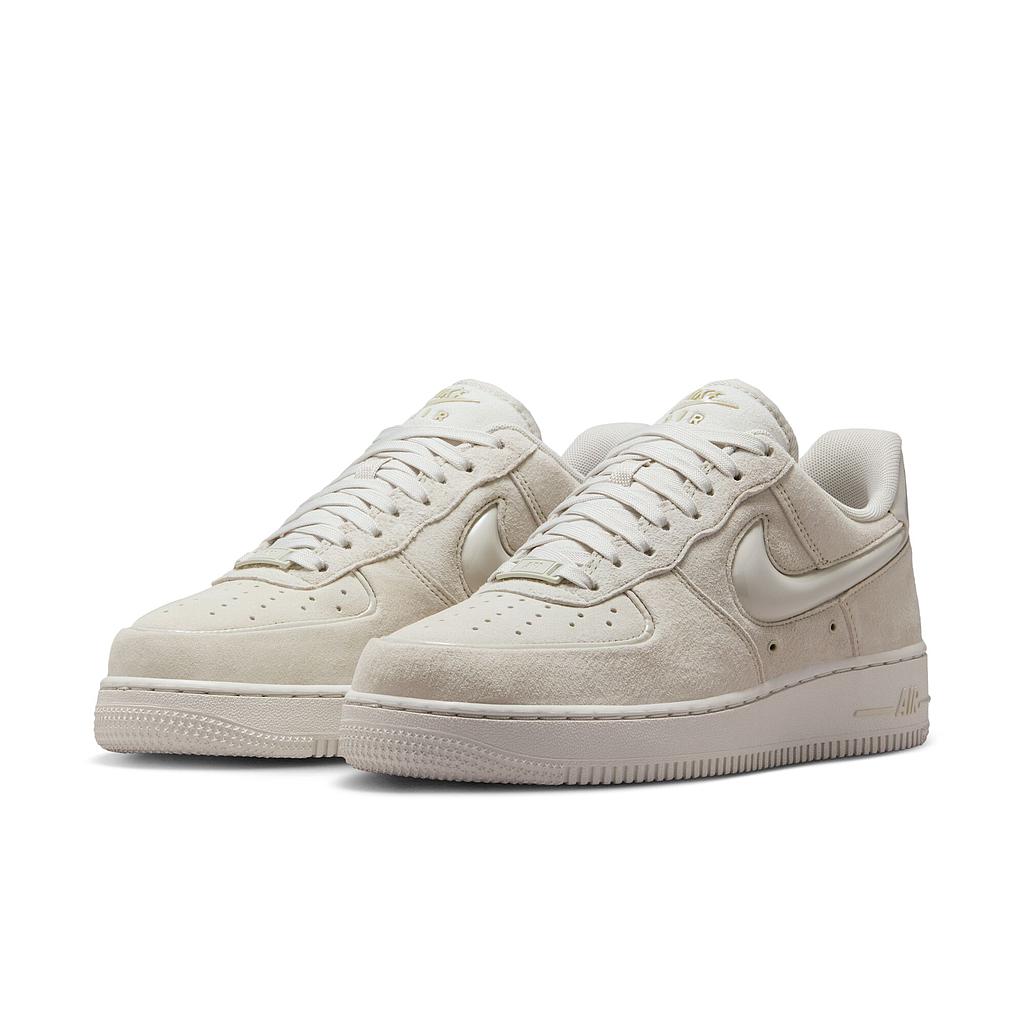 Кеди Nike Air Force 1 '07 (HV4406001) - фото