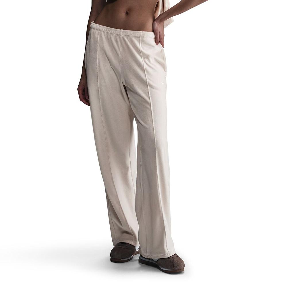 Штани Nike Sportswear Chill Knit Mid-Rise Velour (HJ0922104) - фото