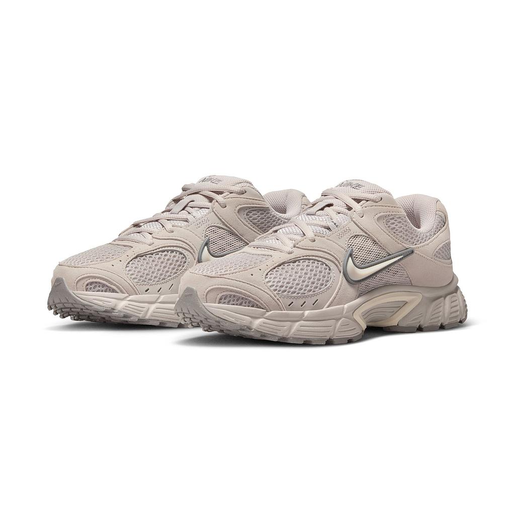 Кросівки Nike V5 Rnr (II6294201) - фото